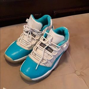 Aqua blue 11’s
